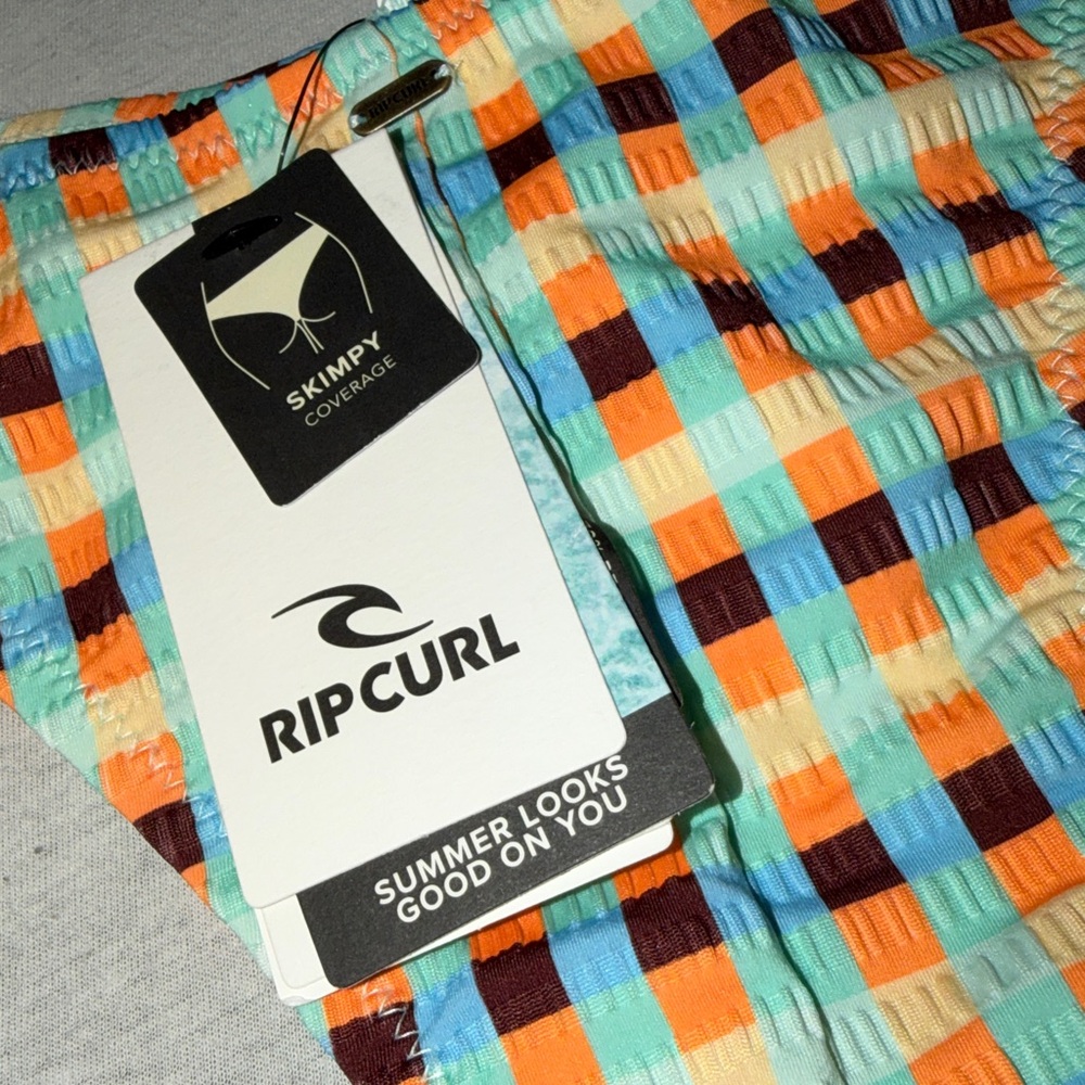 NWT Ripcurl Bikini Bottoms - Picture 3 of 4